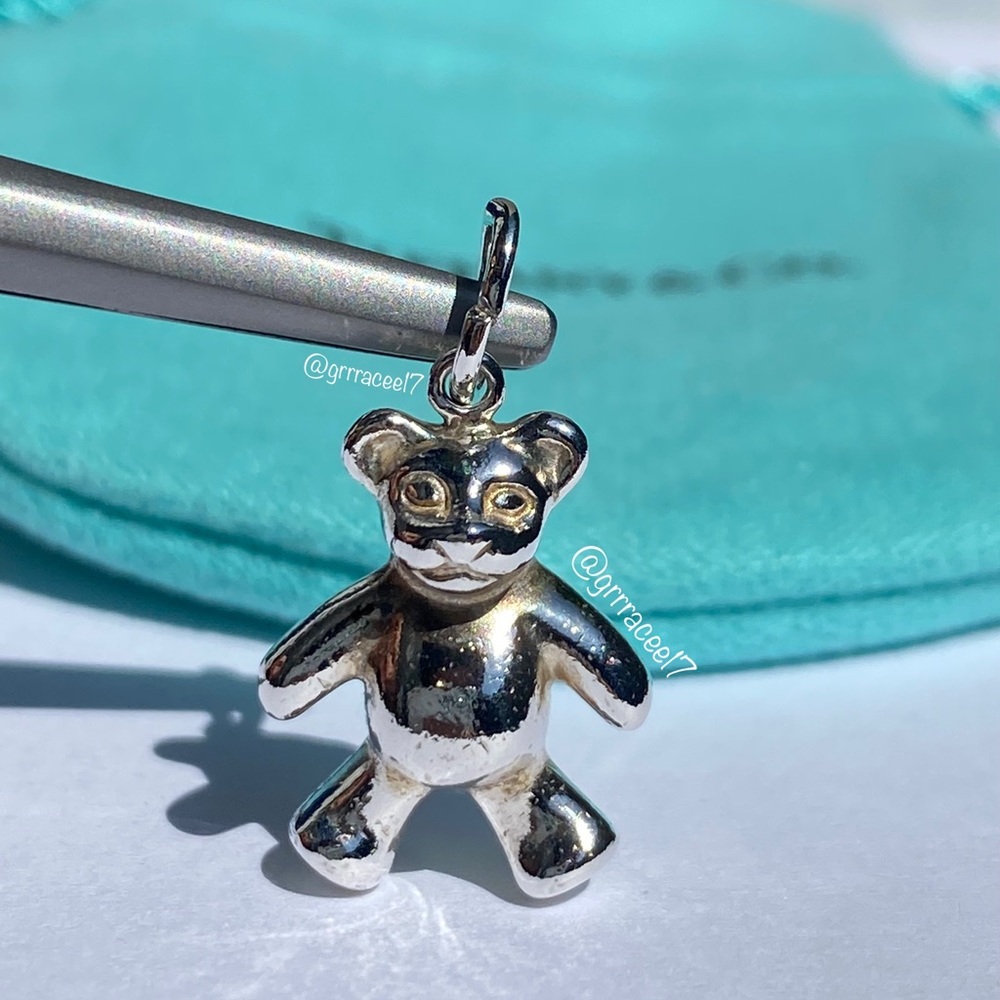 AUTH vintage Tiffany & Co. Teddy bear 🧸 retired charm/pendant